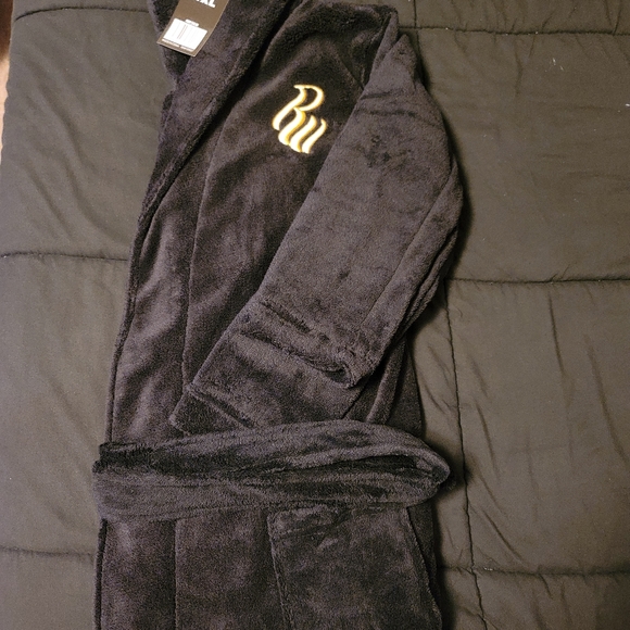 Boys Clothes - Picture 1 of 10